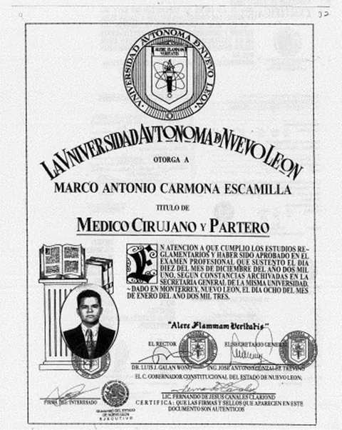 Título de Médico Cirujano y Partero del Dr. Marco Antonio Carmona Escamilla, Universidad Autónoma de Nuevo León